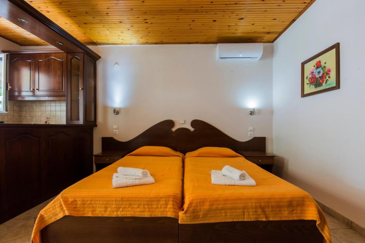 Fouxia Apartments And Studios Perama  Luaran gambar