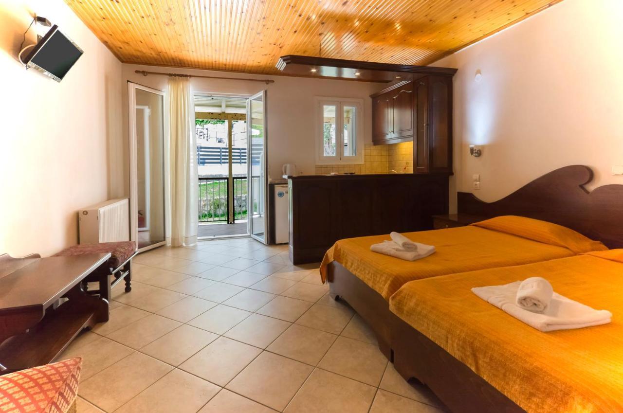 Fouxia Apartments And Studios Perama  Luaran gambar
