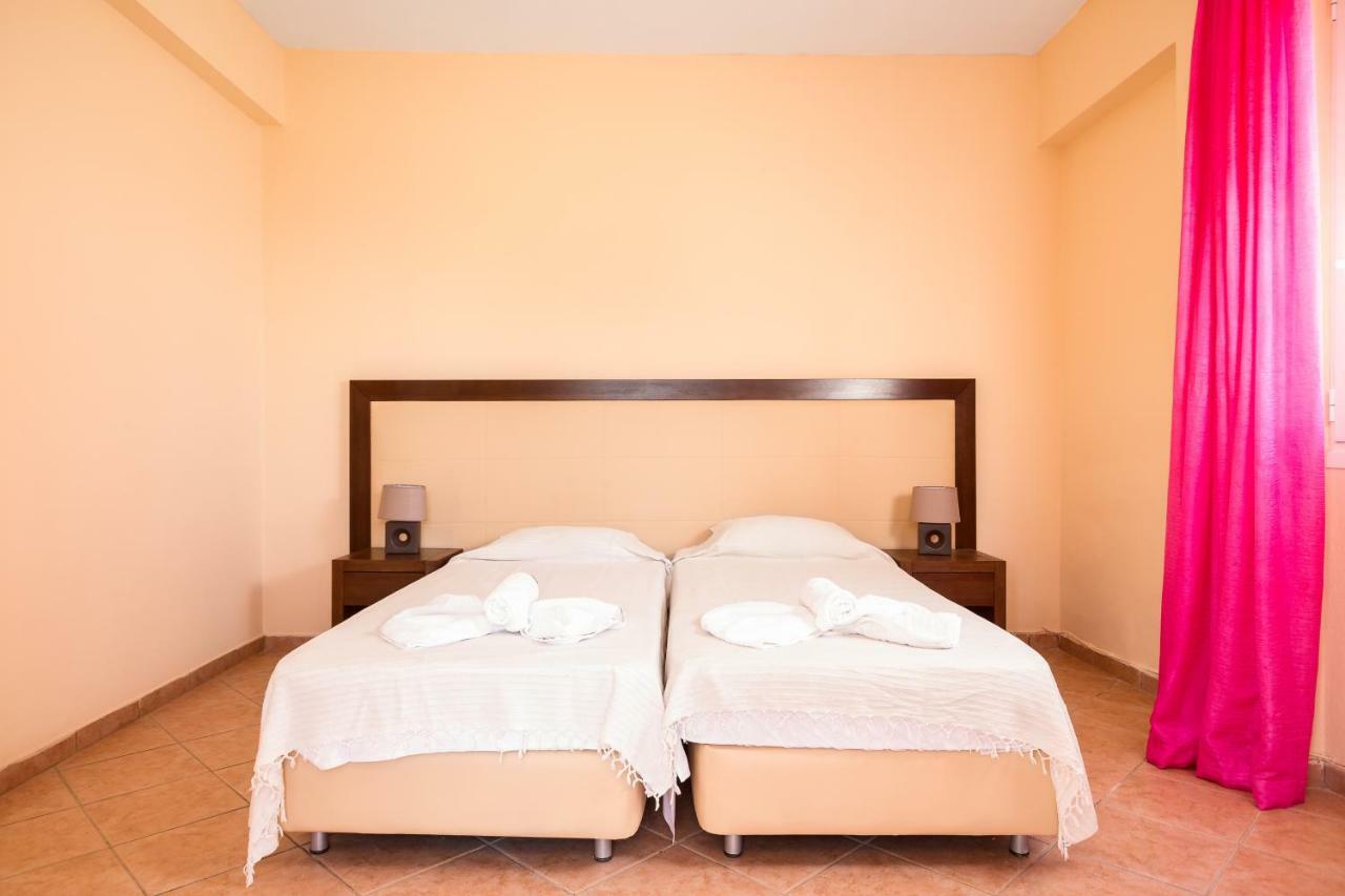 Fouxia Apartments And Studios Perama  Luaran gambar