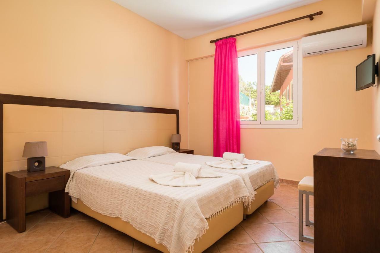 Fouxia Apartments And Studios Perama  Luaran gambar